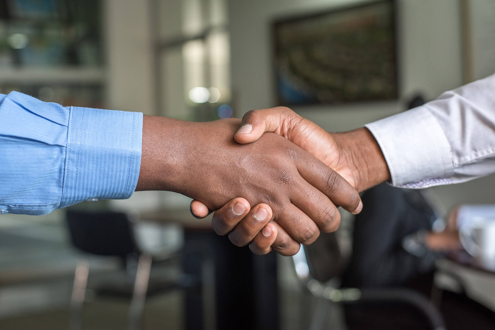 Q3 wins multi service contract